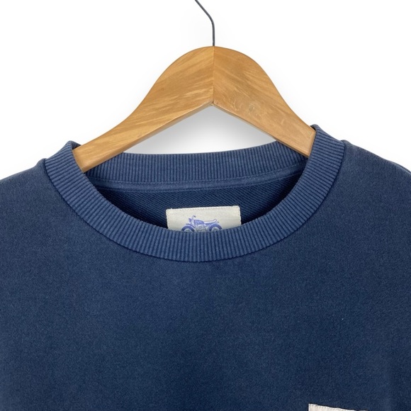 Mugsy Pullover Crew Sweatshirt Mens M Vintage Navy Blue Soft Logo Surf Buttery - Picture 7 of 11